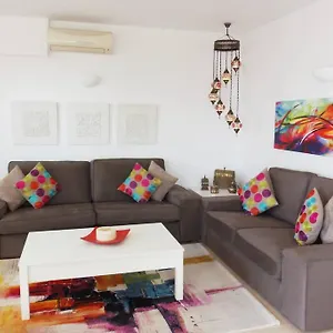 https://nerja-spain-flats-nsf53-aguamarina.1costadelsol.com